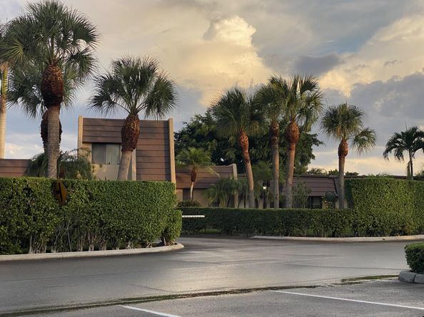 4501 Fountains Dr Drive 106, Lake Worth FL 33467
