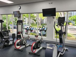 16919 N Bay Rd 911, Sunny Isles Beach FL 33160