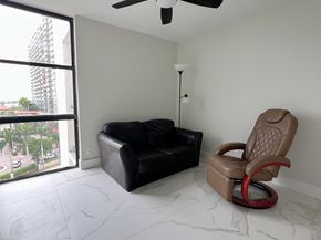 16919 N Bay Rd 911, Sunny Isles Beach FL 33160