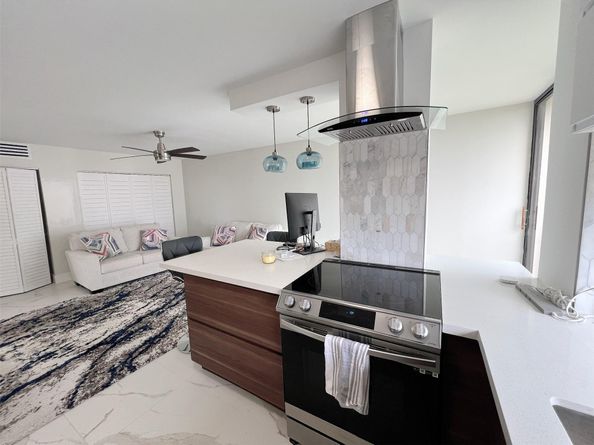 16919 N Bay Rd 911, Sunny Isles Beach FL 33160
