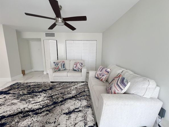16919 N Bay Rd 911, Sunny Isles Beach FL 33160