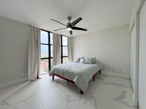 16919 N Bay Rd 911, Sunny Isles Beach FL 33160
