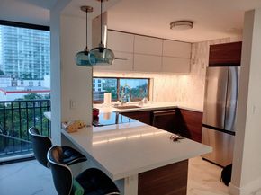 16919 N Bay Rd 911, Sunny Isles Beach FL 33160