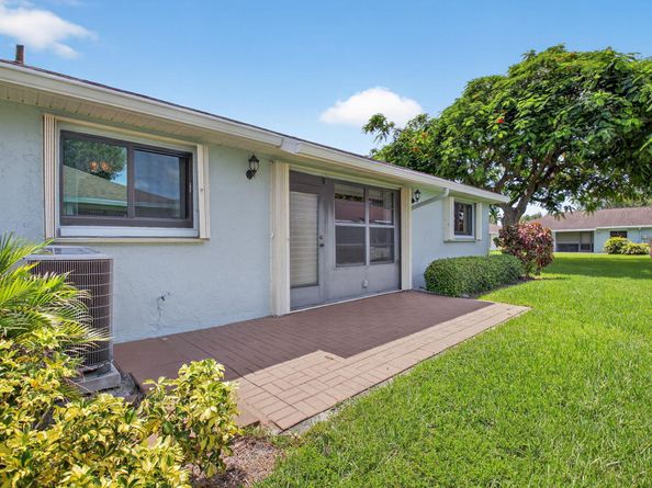 9855 Loquat Tree Run A Run A, Boynton Beach FL 33436