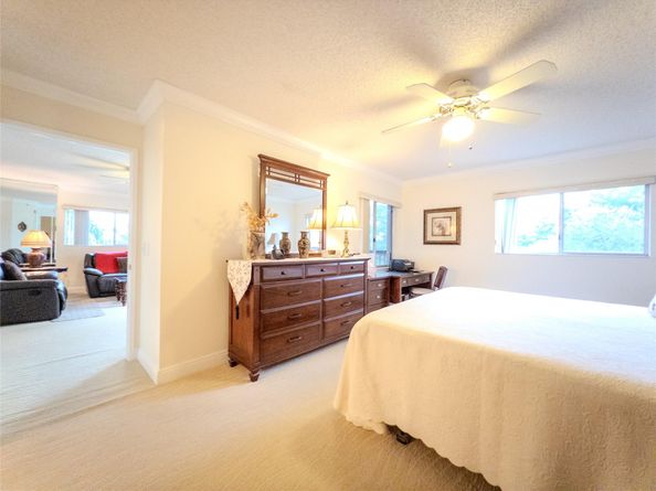 901 SW 141st Ave 301, Hollywood FL 33027