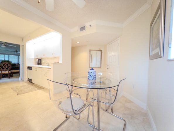 901 SW 141st Ave 301, Hollywood FL 33027