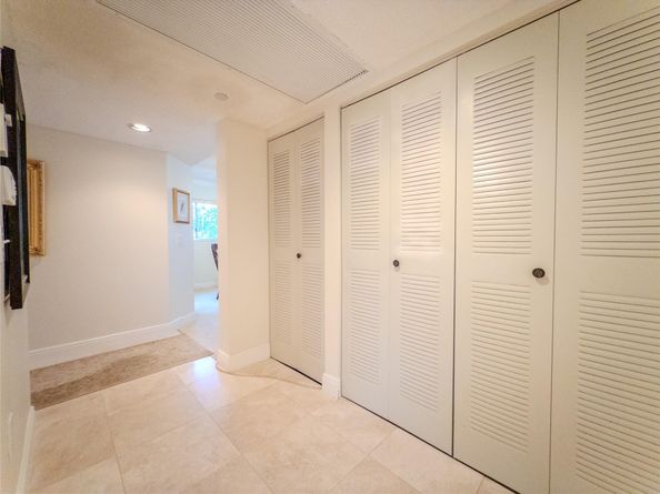 901 SW 141st Ave 301, Hollywood FL 33027