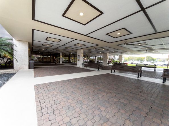 901 SW 141st Ave 301, Hollywood FL 33027