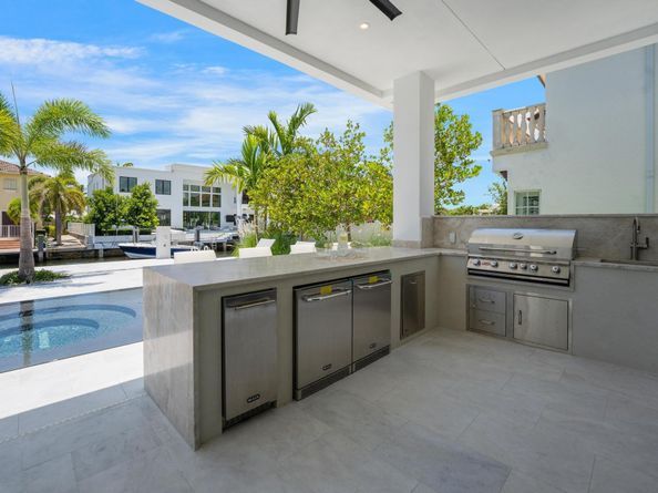 948 Banyan Drive, Delray Beach FL 33483