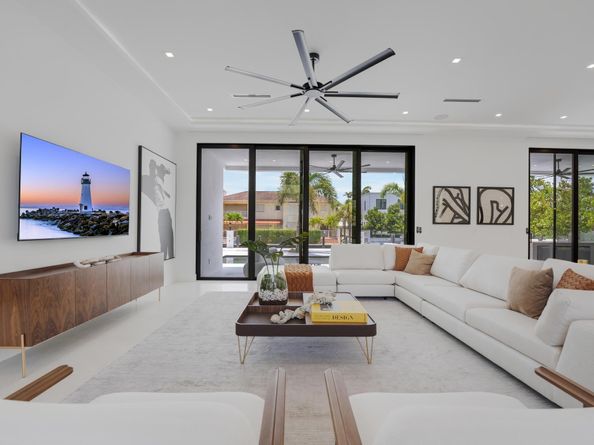 948 Banyan Drive, Delray Beach FL 33483