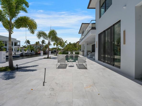 948 Banyan Drive, Delray Beach FL 33483