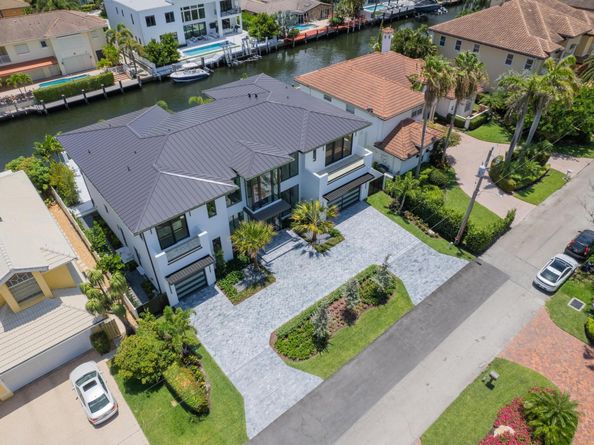 948 Banyan Drive, Delray Beach FL 33483