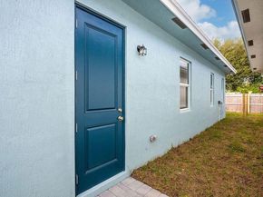 3739 Saginaw, West Palm Beach FL 33409