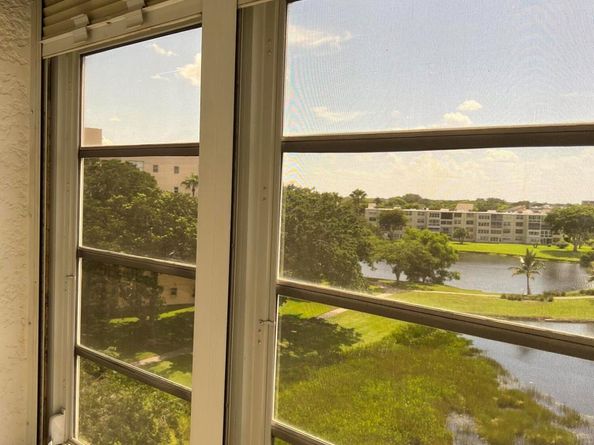 14575 Bonaire 605 Boulevard 605, Delray Beach FL 33446