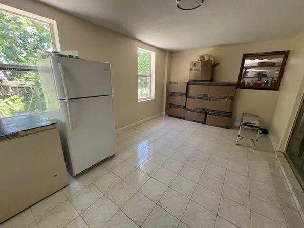 330 Long Island Avenue, Fort Lauderdale FL 33312