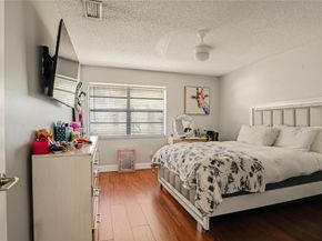 10180 SW 1st Ct, Coral Springs FL 33071