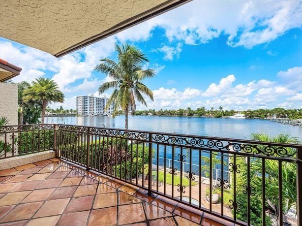 256 Venetian Drive, Delray Beach FL 33483