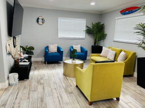 2010 NE 1st Avenue, Pompano Beach FL 33060