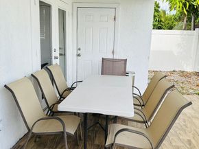 2010 NE 1st Avenue, Pompano Beach FL 33060