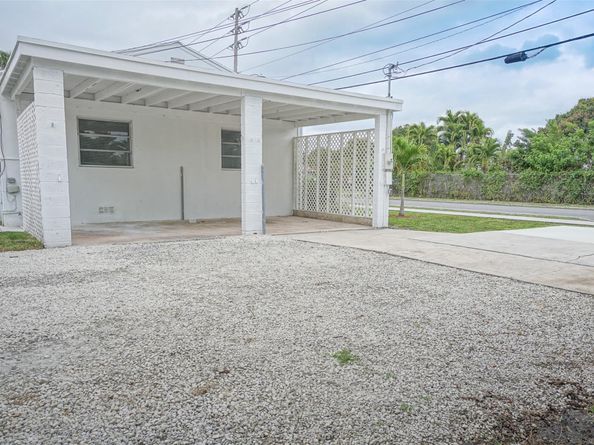 1102 Sunset Rd, West Palm Beach FL 33401