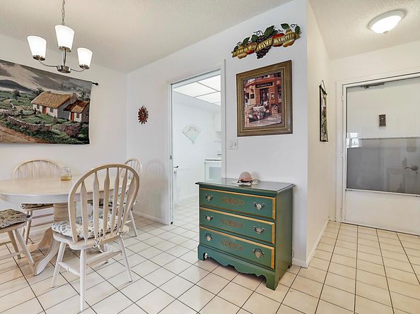 2703 Dudley Drive W H, West Palm Beach FL 33415