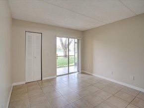 1104 Meadows Circle, Boynton Beach FL 33436