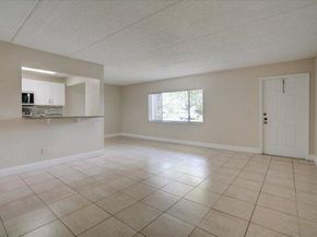 1104 Meadows Circle, Boynton Beach FL 33436