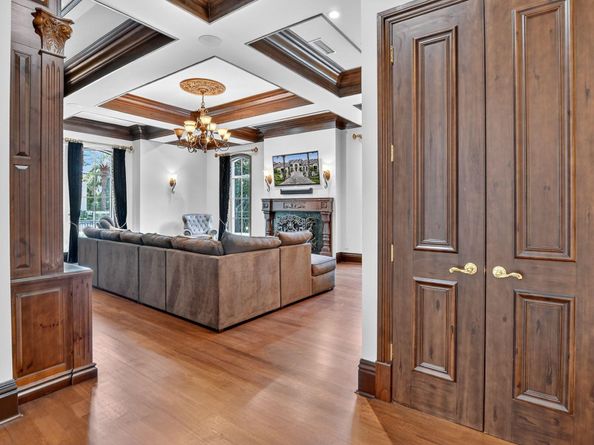 377 E Coconut Palm Road, Boca Raton FL 33432