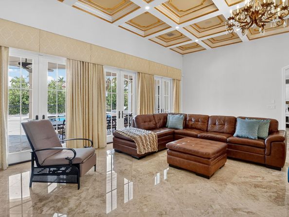 377 E Coconut Palm Road, Boca Raton FL 33432