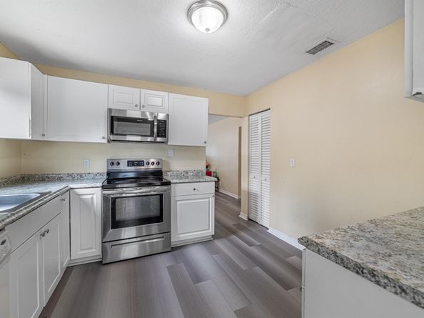 516 Nathan Hale Road, West Palm Beach FL 33405