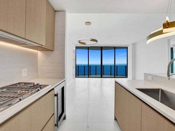 900 N Ocean Blvd. 1405, Pompano Beach FL 33062