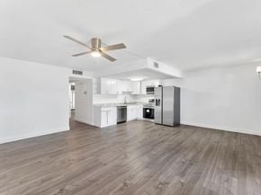 1052 Hythe C 1052, Boca Raton FL 33434
