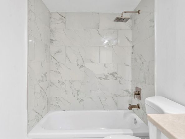 1052 Hythe C 1052, Boca Raton FL 33434