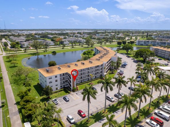 1052 Hythe C 1052, Boca Raton FL 33434