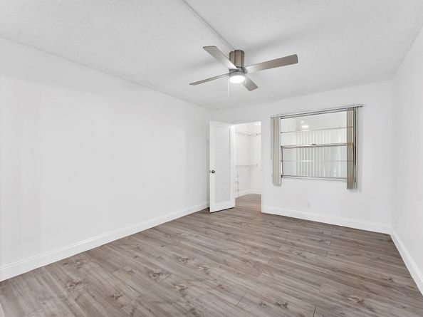 1052 Hythe C 1052, Boca Raton FL 33434