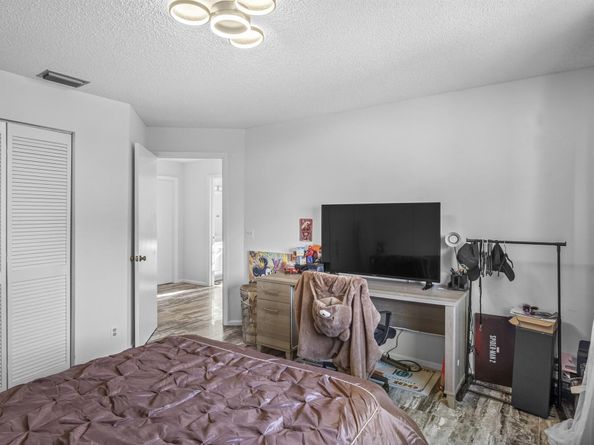 6831 Via Regina, Boca Raton FL 33433