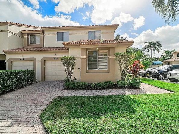 6831 Via Regina, Boca Raton FL 33433