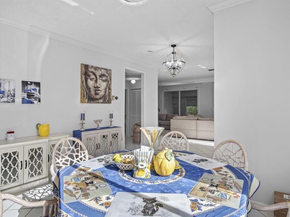 6831 Via Regina, Boca Raton FL 33433