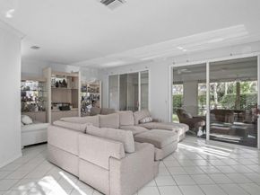 6831 Via Regina, Boca Raton FL 33433