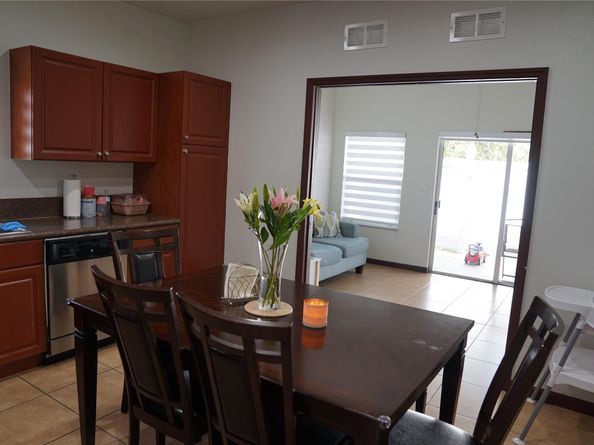 3024 NW 30th Way 3024, Oakland Park FL 33311