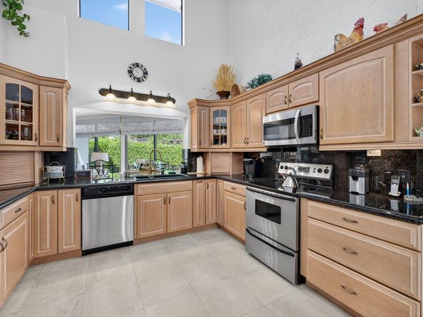 3533 Pine Lake Court, Delray Beach FL 33445
