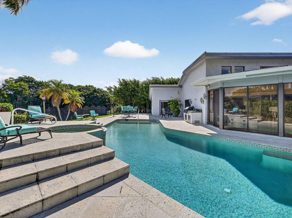3533 Pine Lake Court, Delray Beach FL 33445