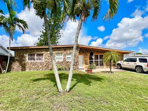 5751 SW 54th Ave, Davie FL 33314