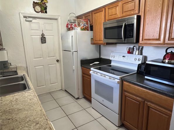 5751 SW 54th Ave, Davie FL 33314
