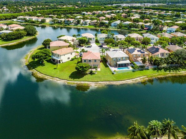 2258 Balsan Way, Wellington FL 33414