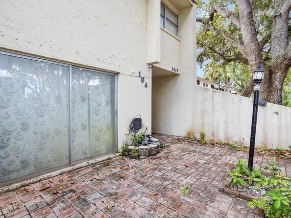 3010 NW 68th St 104, Fort Lauderdale FL 33309