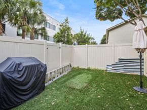 3010 NW 68th St 104, Fort Lauderdale FL 33309