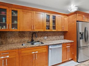 3010 NW 68th St 104, Fort Lauderdale FL 33309