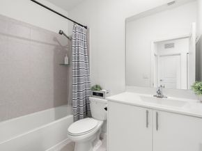 20350 NW 6th Pl 20350, Miami FL 33169