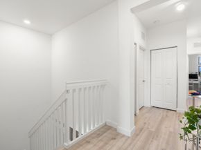 20350 NW 6th Pl 20350, Miami FL 33169